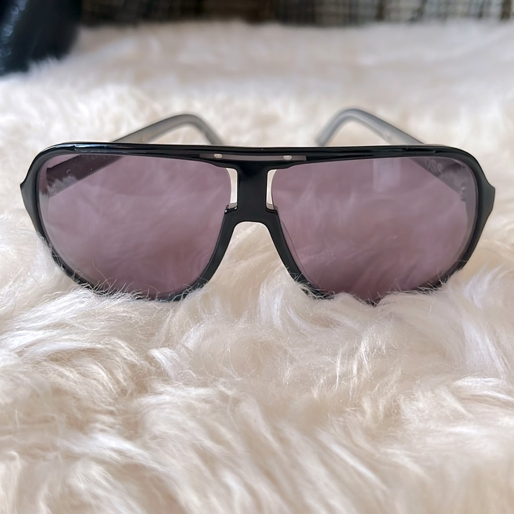 Men Black Sunglasses with Grey Tinted Lens